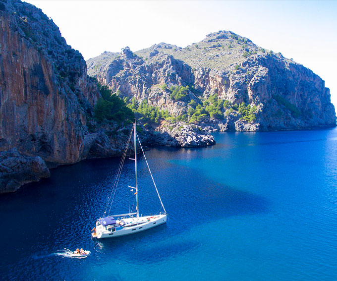 WHY LEARN TO SAIL IN MALLORCA?